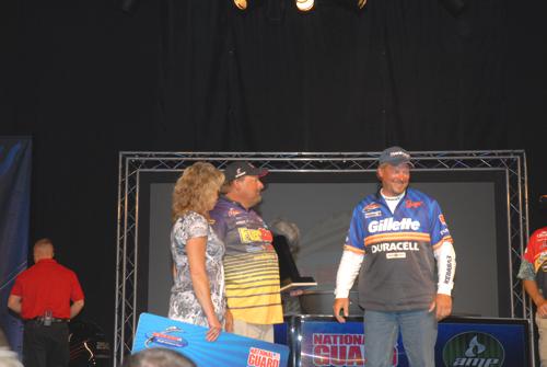 F085A339-3288-4F15-AC77-503FC4E21328