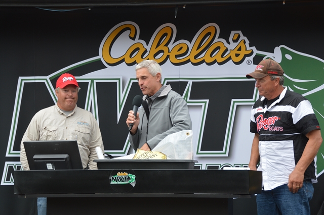 F0B33356-B086-4750-A8A3-60BB96D345DA