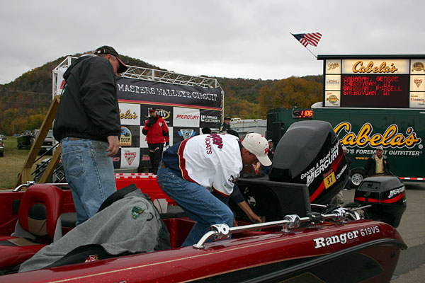 F0C6AF33-162D-4B4F-B682-A107AFE94176