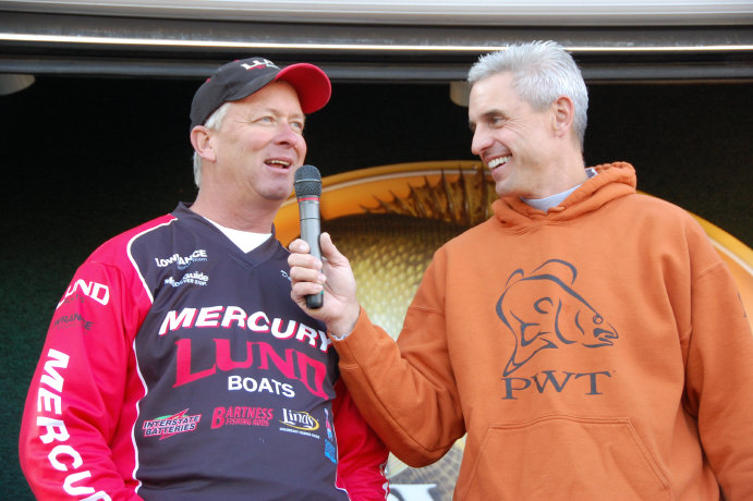 F0D6D537-93E4-4B6B-860B-A806565EAA81