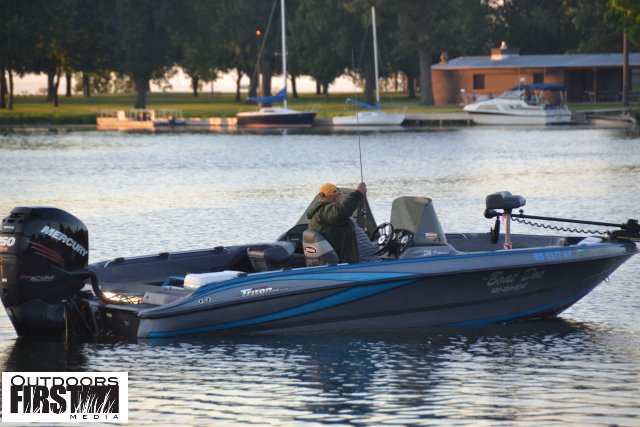 F0F3D666-1B9C-404C-971A-51C9A7E4ABAE