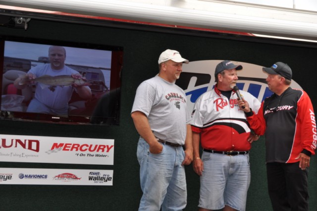 F16A7635-50B7-4F6A-AC70-BCAF13952807