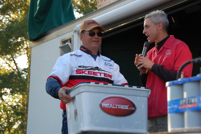 F1983020-B551-42C0-8AA7-5124E80B3FF8