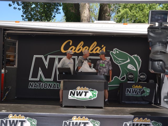 F1A0EBBB-9C74-4C88-AB03-93EB917F1FF9