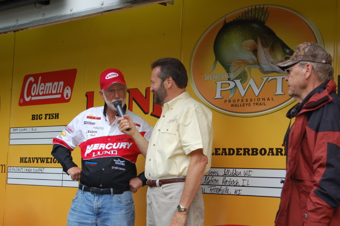 F1AB23F7-32B8-4C88-9332-2F81744603EF