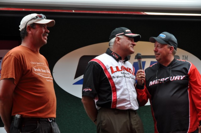 F1B08252-2D22-4FA1-B27E-074265FF7B96