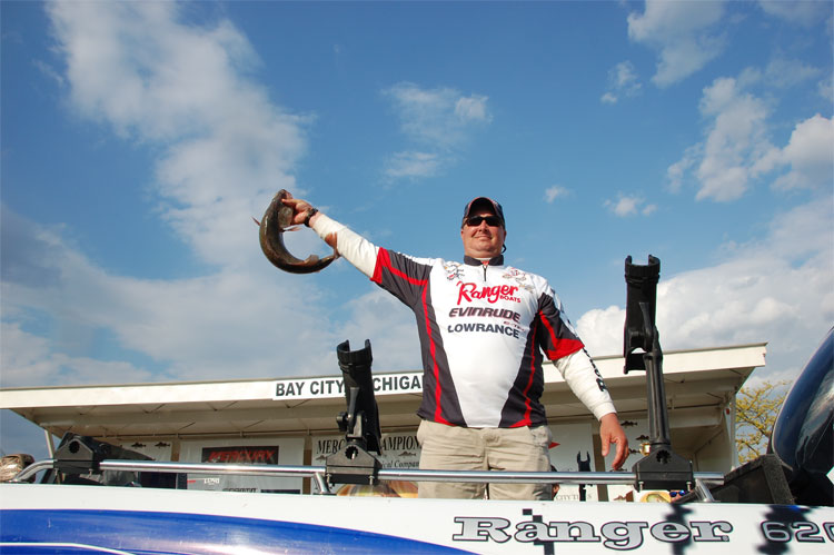 F1B6623F-D44F-4062-BA17-E410E704621E