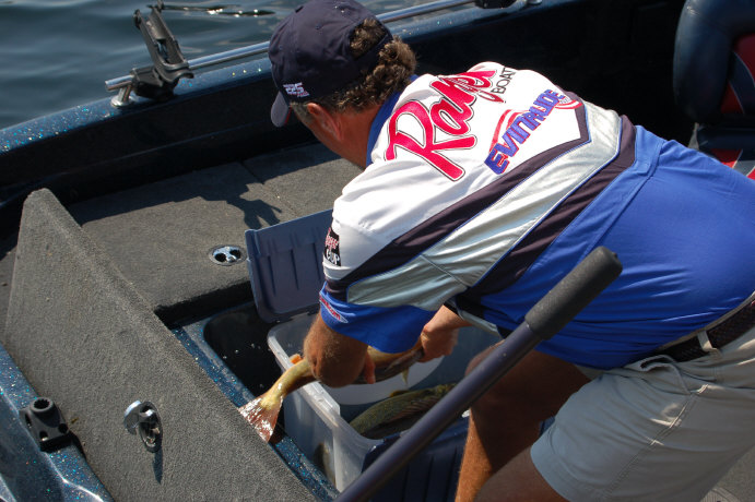 F1F09C76-B4B7-44BE-B7A9-B158A7D2C3EC