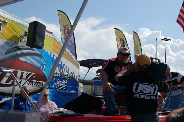 F22C1137-17B8-4728-A15A-4B895801E953