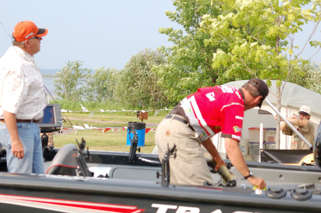 F27F82B2-5016-4E27-8821-2BD7CA6617F6