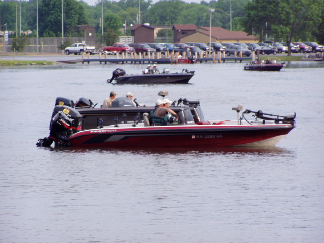 F28B2E41-AFF3-4CE9-A500-274F2023372A