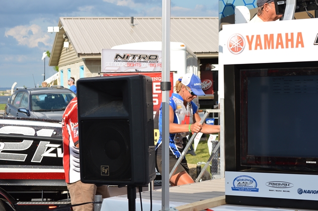 F2A7260C-5EC7-4D0B-A61A-735045B04AF5