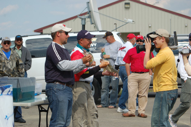 F2BF3C7C-BB27-457A-A0E4-B59A34A3EE6C