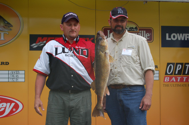 F2C0A563-40EC-405E-AAA7-8C04ED8747A7