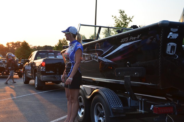 F2DB5568-C1F5-4F16-8360-F73D3F5E6D93