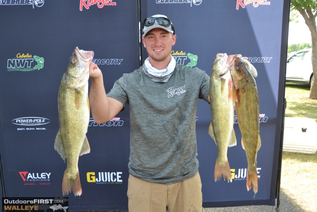 F2FD3280-7A64-41CE-9878-16FBF7C88613