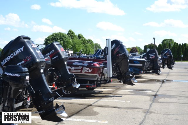 F30A3830-4028-415E-9066-4B2C55A9B7FC