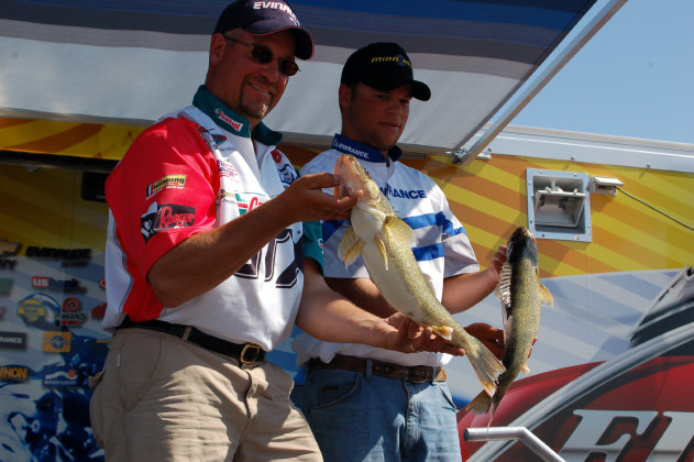 F3117A4A-0140-4146-B5BF-2CA7F2A1C2DE