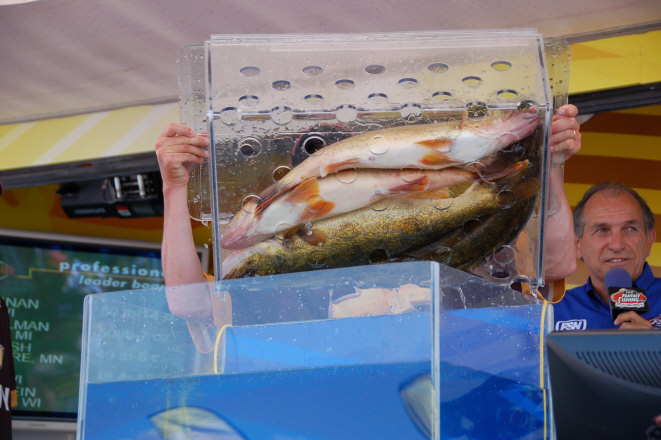 F322C0AB-1AB2-4B52-94ED-4A91DA6E63A9