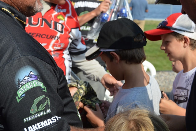 F3371F54-EC93-4175-A46A-FA1B2E0A8062