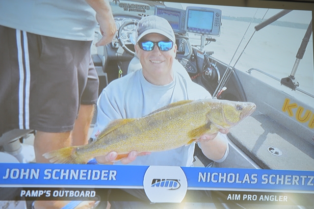 F33808E6-C4C5-4CA5-931E-42DCD614C7C1