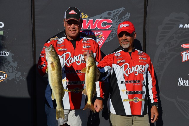 F3F15320-2D11-46CB-9DEB-8E4D7F640B94