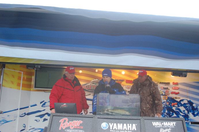 F3FAEC08-9DEF-4644-B6B2-D1575E5A33A0