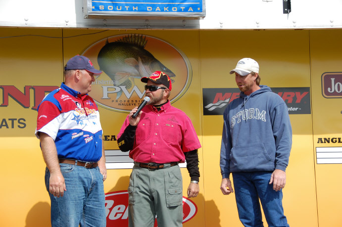 F4511B84-858C-4458-8635-7C89F5584BE6