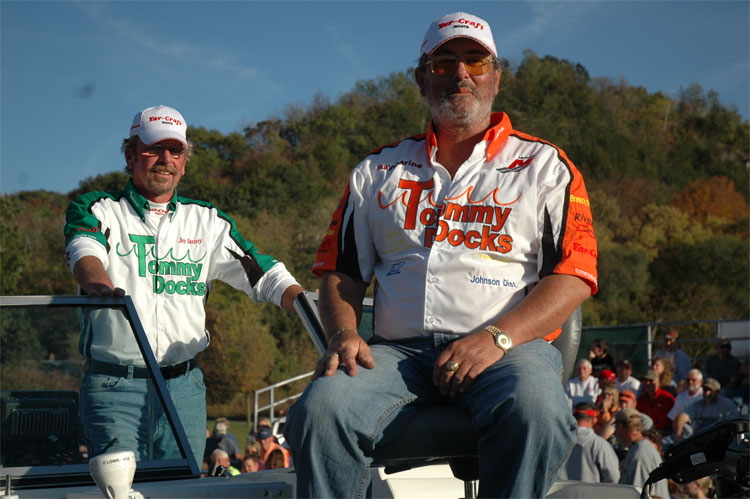 F46C20E4-E52C-49C7-BF88-5C94F41AA10C