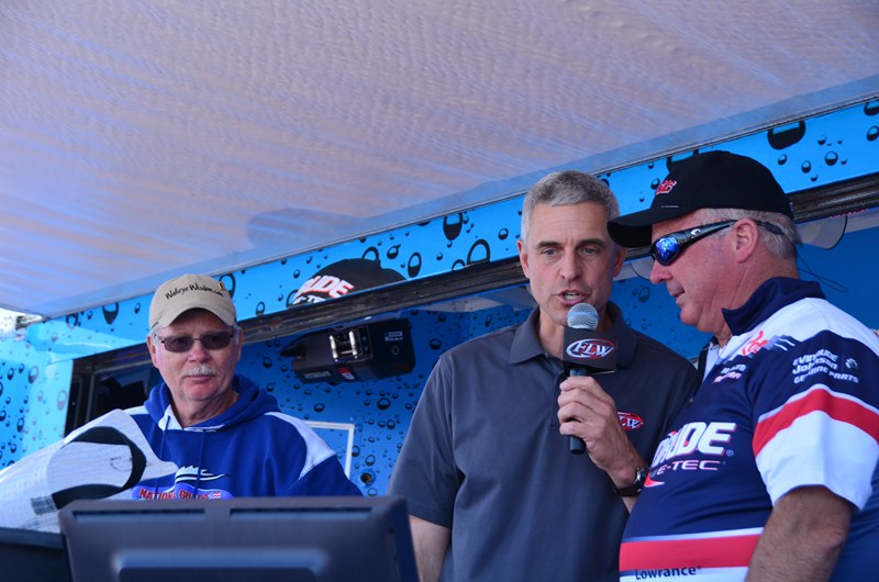 F477F9EC-DBDB-40BE-9C8B-62871A6CD0BC