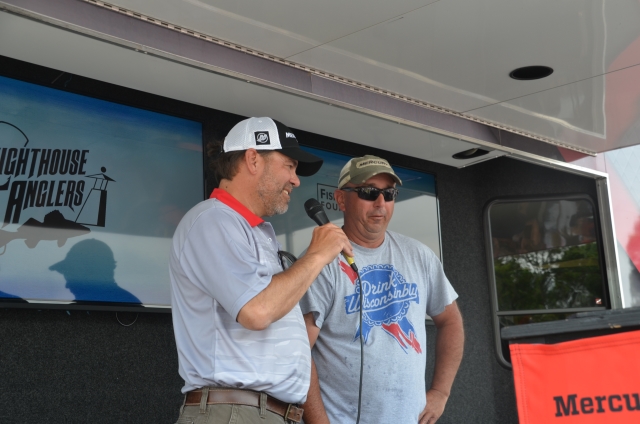 F49F4F35-BC80-46F5-8F30-3C04FAC83BF4