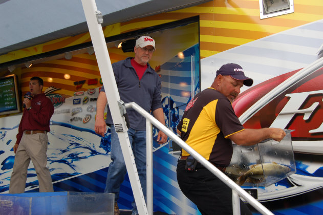 F4A58059-3A1B-46F0-AFD2-423EB722ACFF