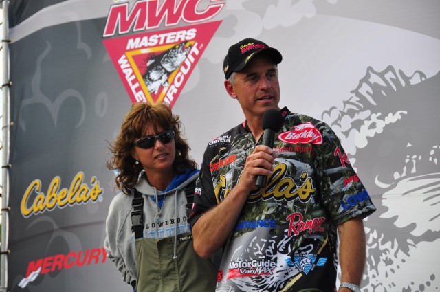 F4B12C6C-308B-42CB-B701-B75ECD2FFE43