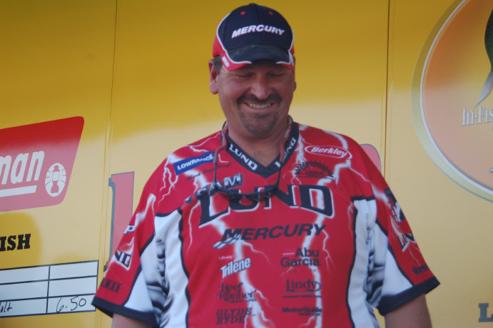 F4C76C85-384E-4C00-8876-24A54AFF0210