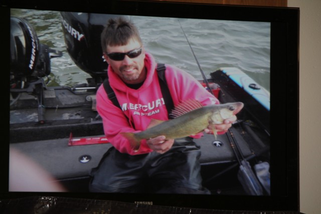 F4FBCC6C-53C8-44F8-89CC-AC92B3A218B9