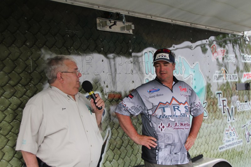 F54C4BEF-1CD9-4C2C-BE0C-2D8E23C72995