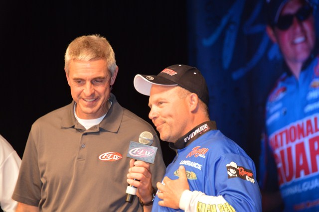 F54D63CC-D6BA-4EFE-BA34-836065FA81EB