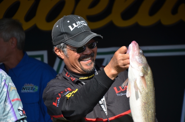 F56F3337-5856-4BA9-8D0B-B1581754B6FF