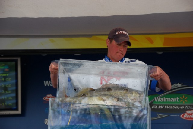 F59F1A79-FD27-4094-9C0E-E49DAF7EE8F9