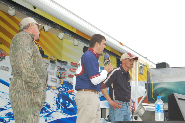 F5B21E2F-74CD-4B00-A46C-4F3E7445BED6