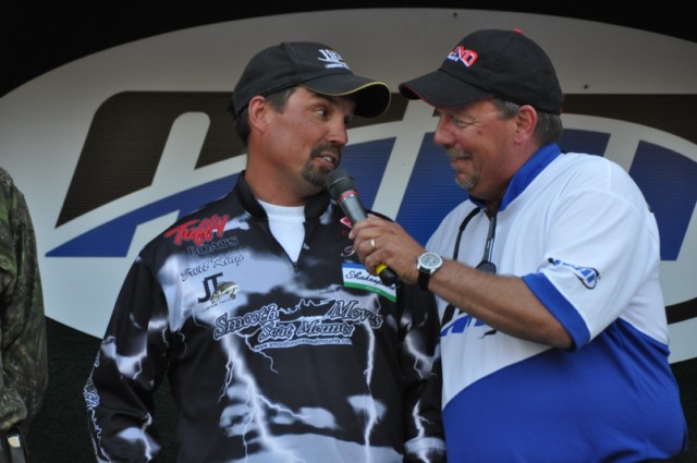 F5B5934A-ADCE-4C0B-BC5C-D1EA752D0780