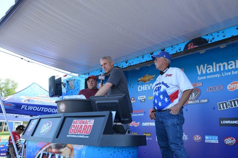 F5D94F60-2C2F-4680-B406-6656A626E8F2