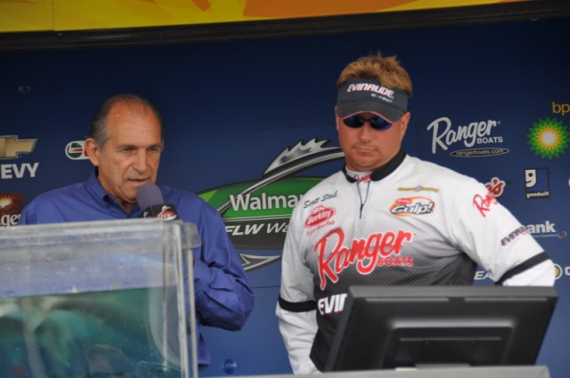 F5E9D2E0-7CC9-4821-B9E0-DCAE0CA02166