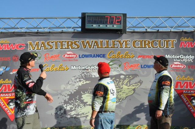 F613F895-9108-4A40-83F6-E2812610BC01