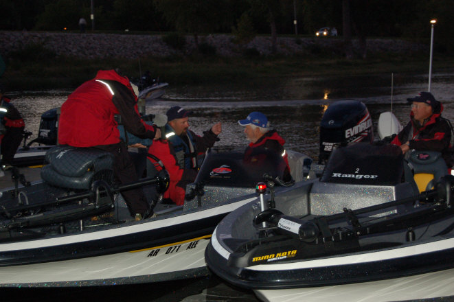 F6284699-3242-4DED-A996-83B01FFDDD1D