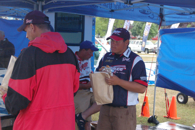 F6317471-3AEA-4F1E-AB33-F01152C49498