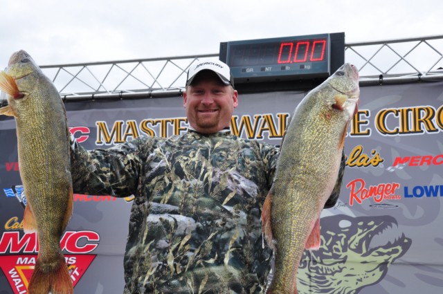 F63C6C18-3F90-43D7-8240-65B2EDEBE161