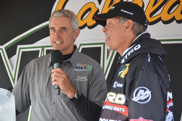 F68DF04D-9693-4FB9-AF8E-EFC7FD418EE5