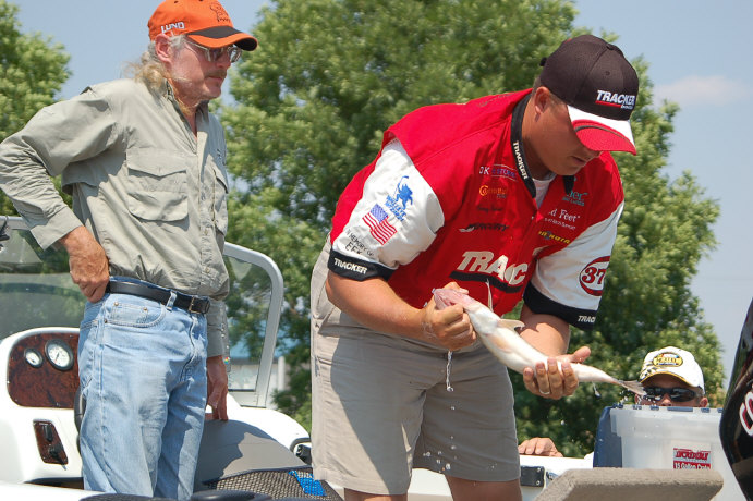 F6A0B243-9DC2-45E0-BDE5-1F3BDEF4181F