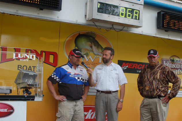 F6B3AE26-AD4A-4869-A624-6498A6AF5525